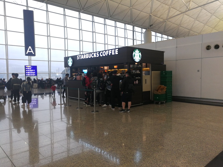 香港国際空港のスターバックス